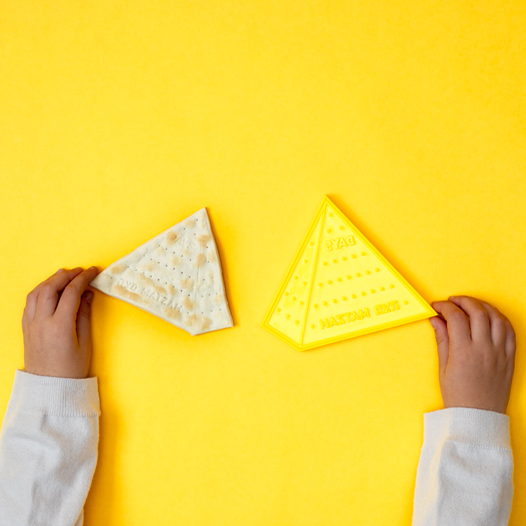 Pyramid Mini Matzah Maker
