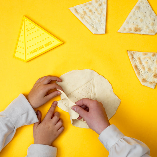 Pyramid Mini Matzah Maker