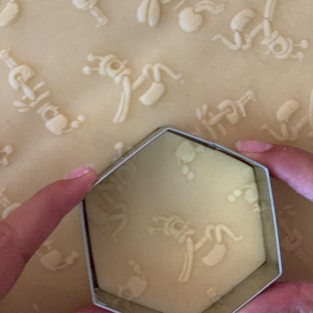 Rosh Hashanah Honeycomb Cake Mold – Days United